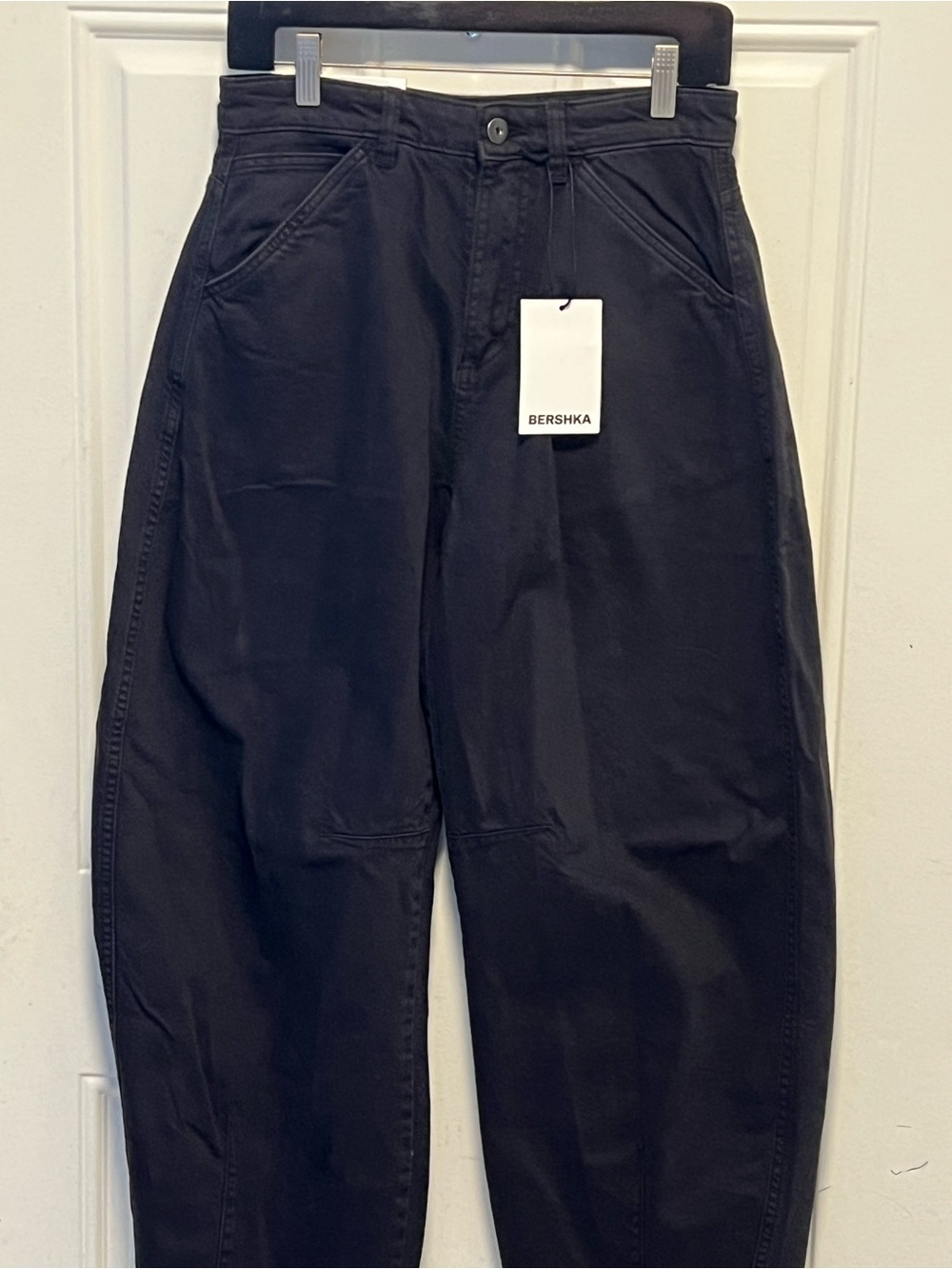 Bershka Black High-Waist Relaxed Tapered Pants